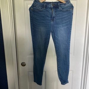 Judy Blue Skinny jeans